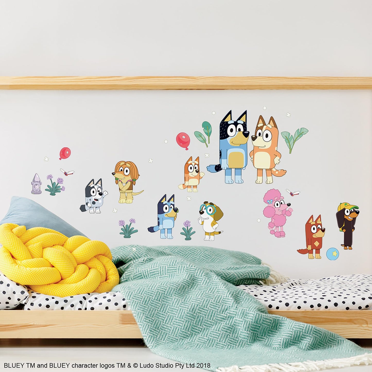 RoomMates Bluey Family and Friends Peel and Stick Wall Decals, RMK5457SCS