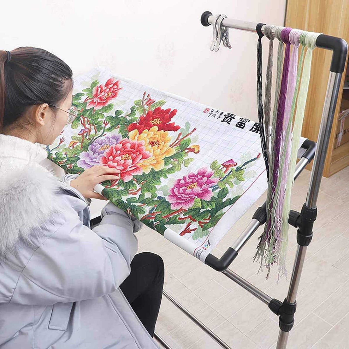 ELUKHT Adjustable Needlework Floor Frame for Art Craft Sewing - Standing Embroidery Lap Table and Cross Stitch Craft Stand, Ideal Holder for Crafting Enthusiasts.